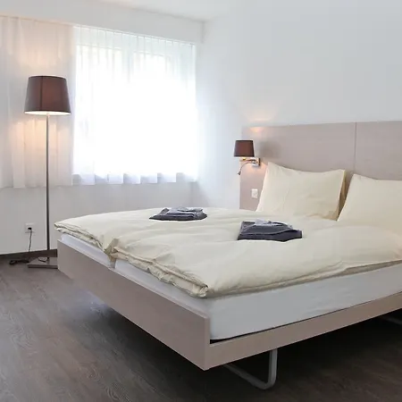 De Ville Du Sentier 3*