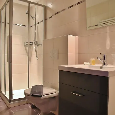 Hotel De Ville Du Sentier