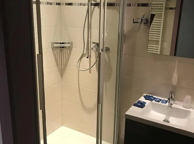 Hotel De Ville Du Sentier Le Sentier