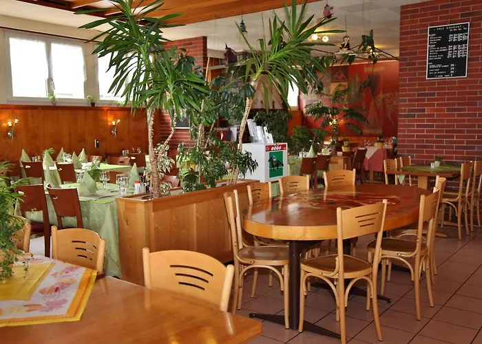 Hotel De Ville Du Sentier 3*