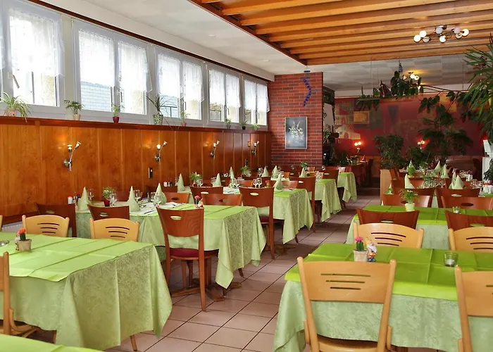 De Ville Du Sentier 3* Le Sentier